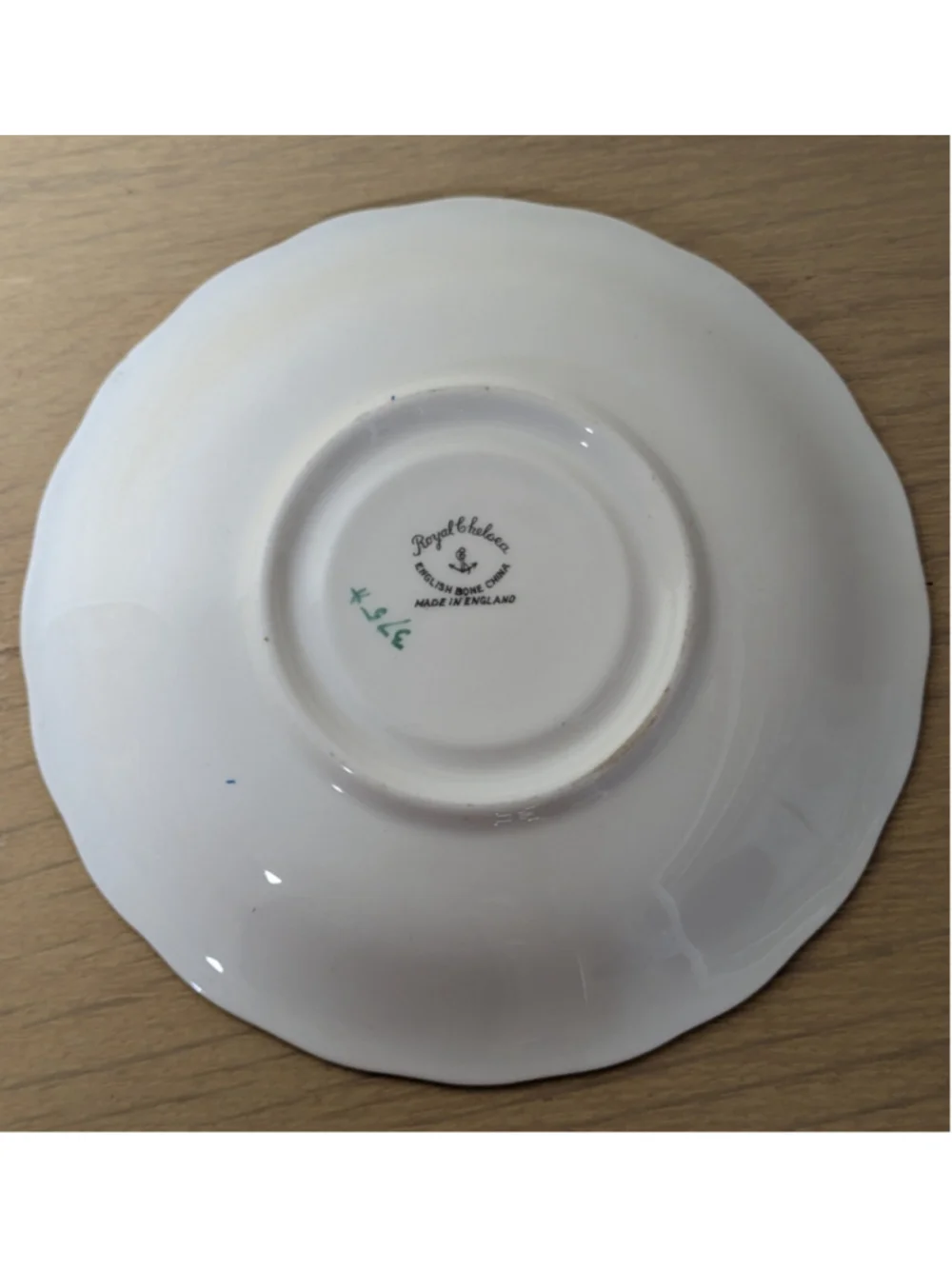 Royal Chelsea Bone China Tea Cup and Saucer Set, White and Gold Vintage
